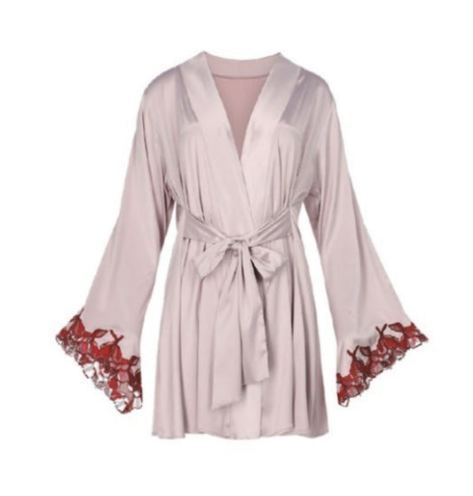 Maicha Robe